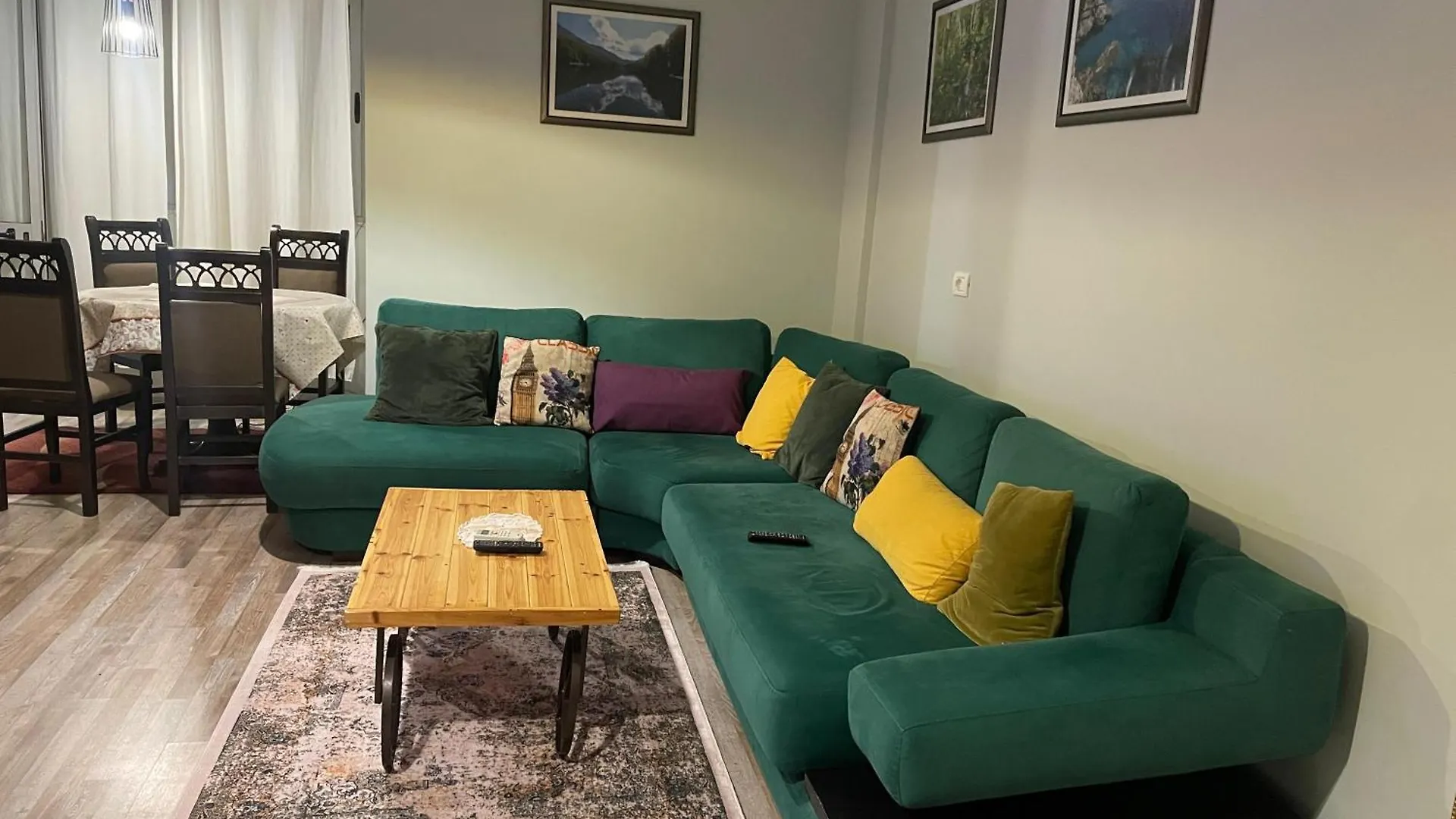 Bricks Apartment Near Pazari I Ri Tirana
